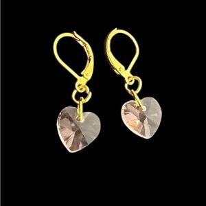 Pink Crystal heart earrings Gold plated
Measures:
